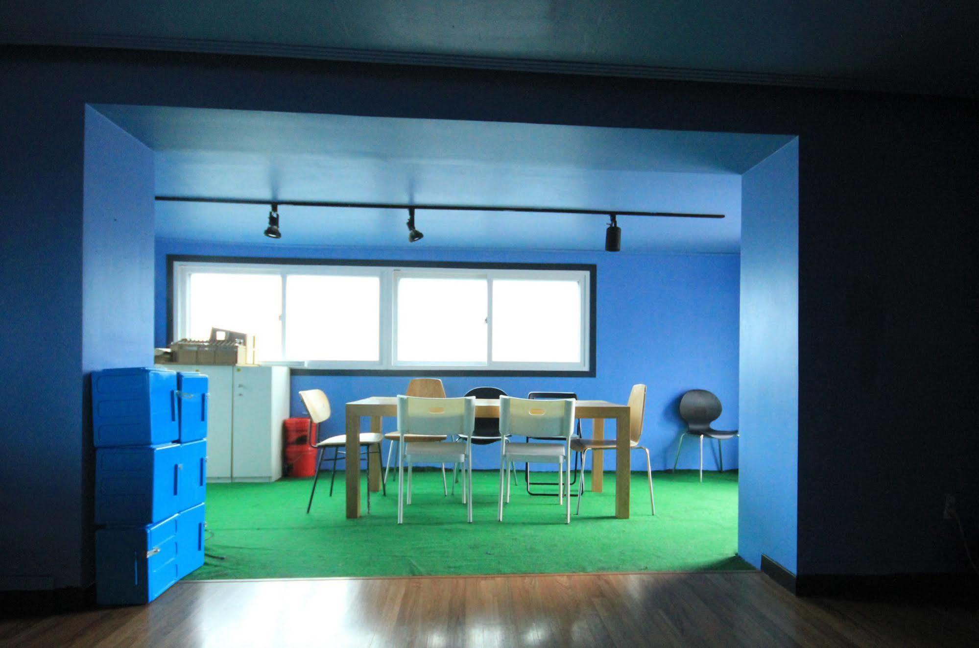 The One Hostel Hongdae In Seoul - Foreigner Only Екстериор снимка